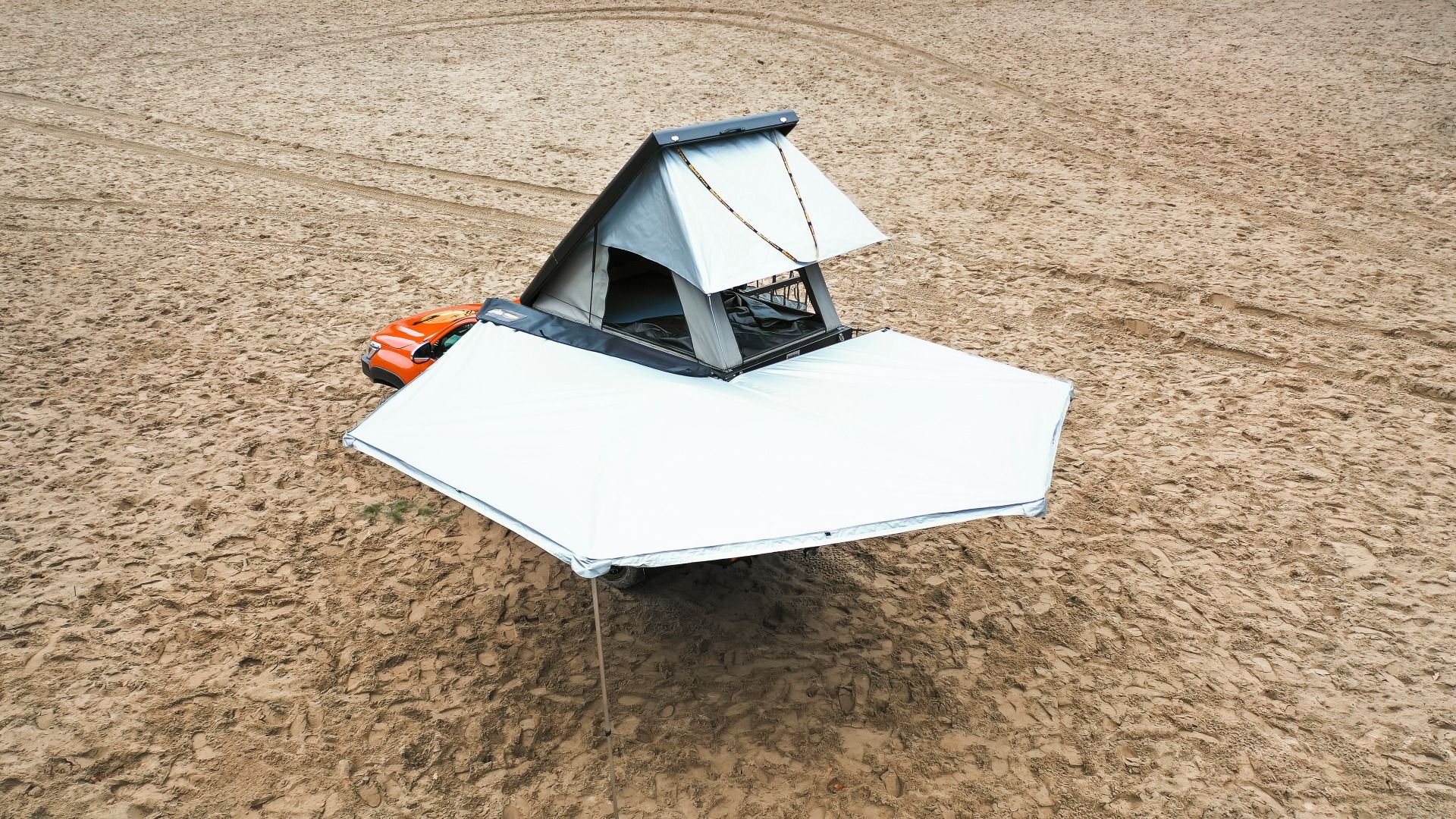 Hardshell daktent aluminium op pickup