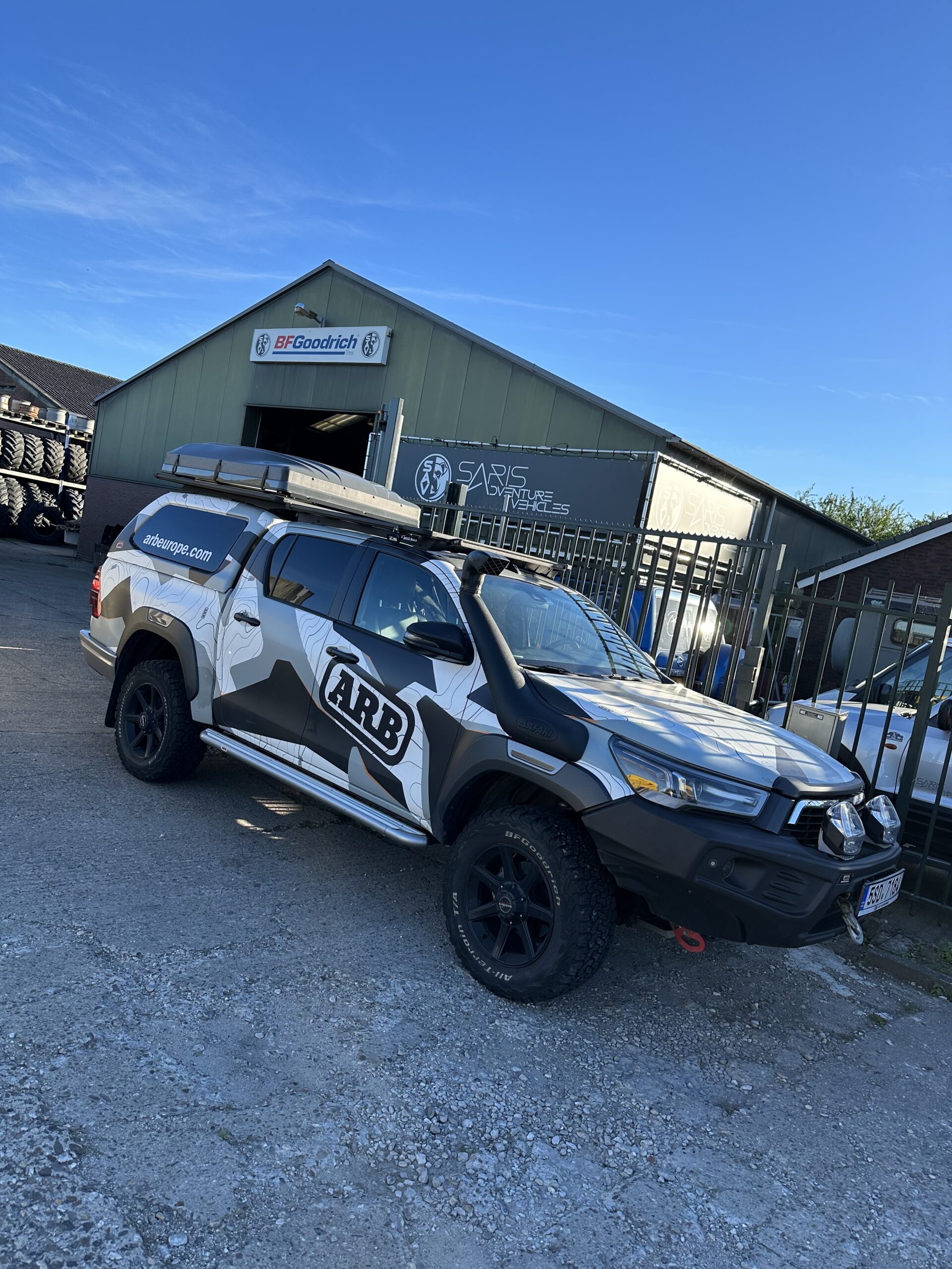 Als ARB dealer kunnen wij het volledige gamma van ARB Accessoires leveren voor de Toyota Hilux Vigo, Revo
